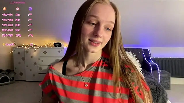 Snapshot of Anika_Socutehe chatting on June 28, 8:59 pm Anika Socutehe online show from June 28, 8:59 pm