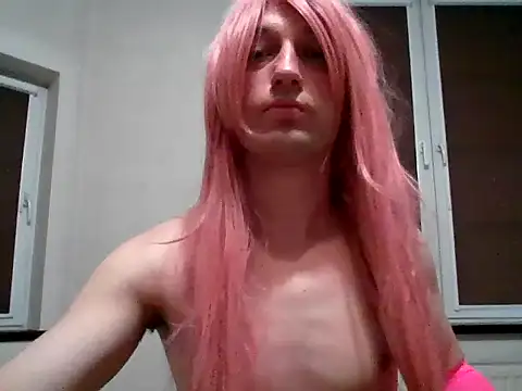 LolaEffe online show from March 1, 1:13 pm