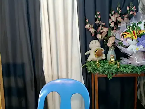 Baby Maxxx online show from March 7, 3:25 am