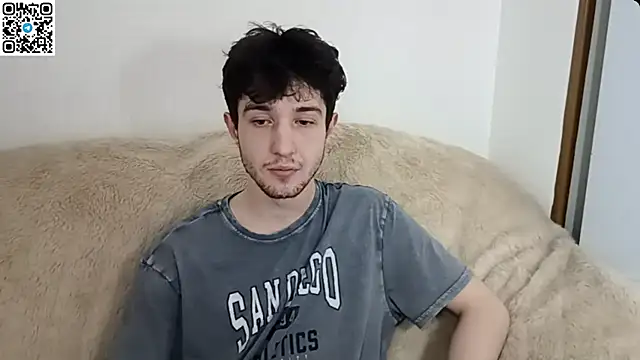 Snapshot of _ZaneX chatting on April 21, 7:39 pm ZaneX online show from April 21, 7:39 pm