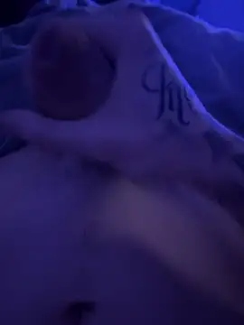 Snapshot of MBigDickTeen chatting on March 1, 7:10 am MBigDickTeen online show from March 1, 7:10 am