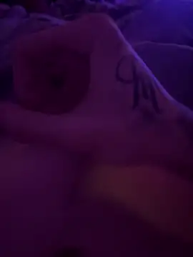 Snapshot of MBigDickTeen chatting on March 2, 9:43 pm MBigDickTeen online show from March 2, 9:43 pm