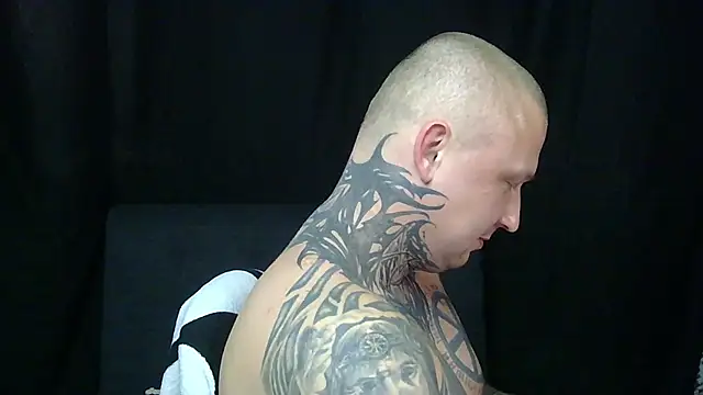 devilWithTats online show from April 16, 12:06 pm