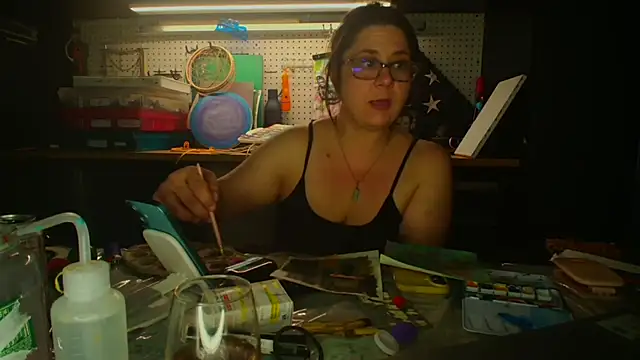Snapshot of bratbabyannax chatting on May 10, 10:53 am bratbabyannax online show from May 10, 10:53 am