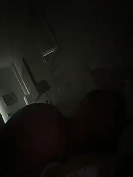 alexandeerr1986 online show from April 19, 6:56 am