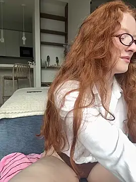 gingerlatte online show from May 26, 9:16 am