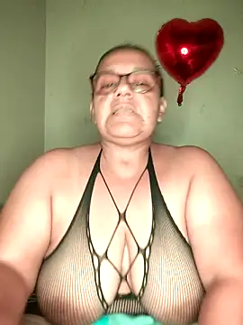 Roxy 77 online show from March 24, 8:52 am