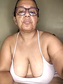 Roxy 77 online show from March 25, 11:38 am