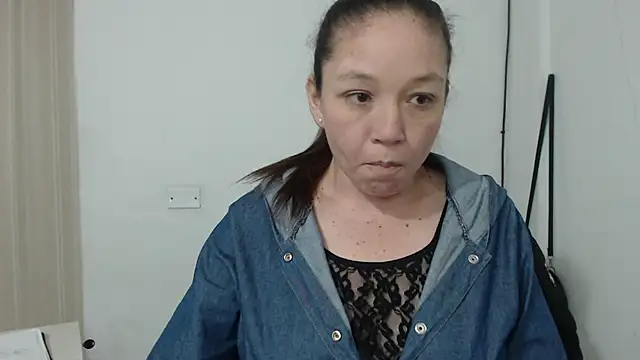 Snapshot of Eliane_cooper21 chatting on August 4, 4:48 am Eliane cooper21 online show from August 4, 4:48 am