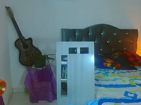  Santi2 online show from April 11, 11:09 pm