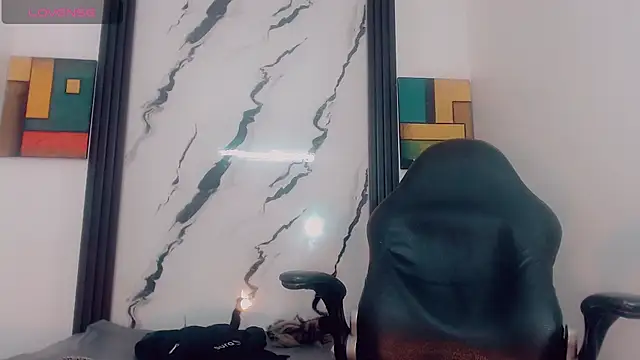 Tait  online show from April 14, 7:20 pm