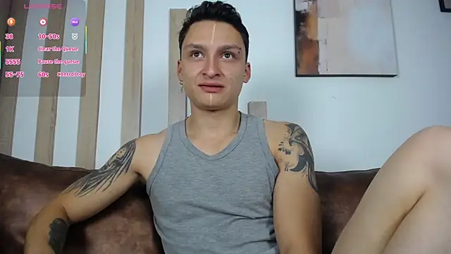 Snapshot of DIEGO_JONES chatting on July 3, 1:06 pm DIEGO JONES online show from July 3, 1:06 pm