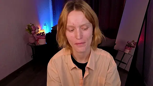 Snapshot of YaoYuki chatting on March 4, 6:08 am YaoYuki online show from March 4, 6:08 am