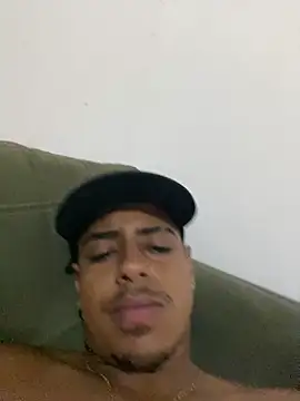 Snapshot of Juni0r777 chatting on March 3, 5:57 am Juni0r777 online show from March 3, 5:57 am