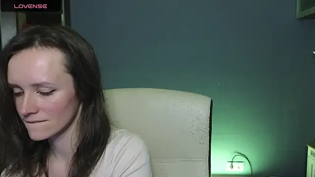 Tender Swan online show from April 6, 9:38 pm