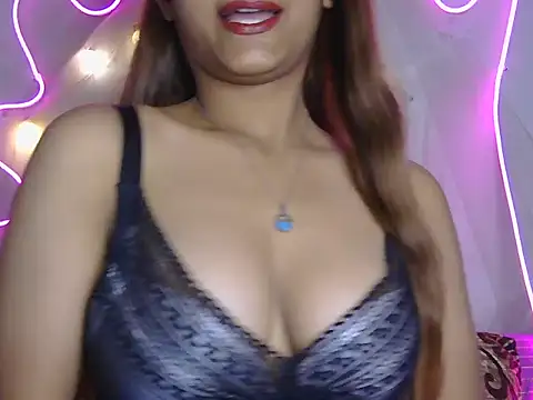 Snapshot of boldxx_G chatting on June 16, 1:03 pm boldxx G online show from June 16, 1:03 pm