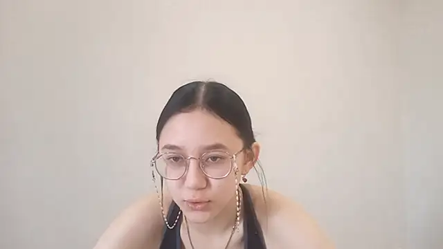 SolvedGlobe online show from April 7, 2:50 pm