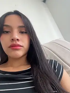 Mia-villalobos online show from June 13, 2:04 pm