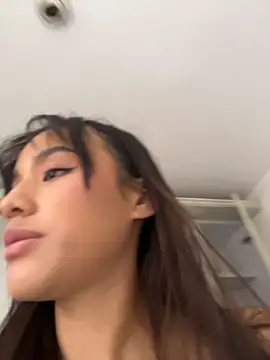 Mia-villalobos online show from August 6, 3:25 pm