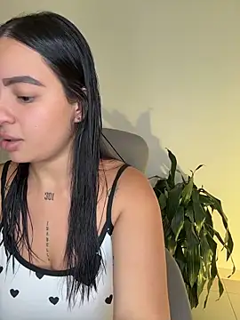 Lisabrown 23 online show from March 13, 11:22 pm