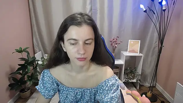 MistyBree online show from July 5, 7:59 am