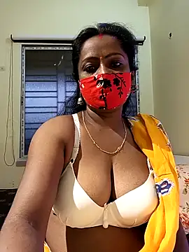 Snapshot of misti-boudii chatting on May 2, 11:21 pm misti-boudii online show from May 2, 11:21 pm