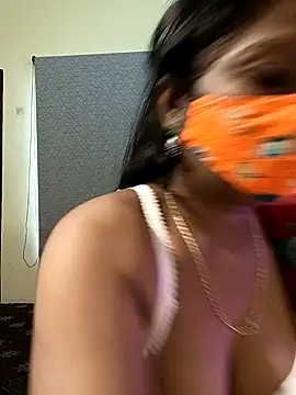 Snapshot of misti-boudii chatting on May 6, 2:08 am misti-boudii online show from May 6, 2:08 am