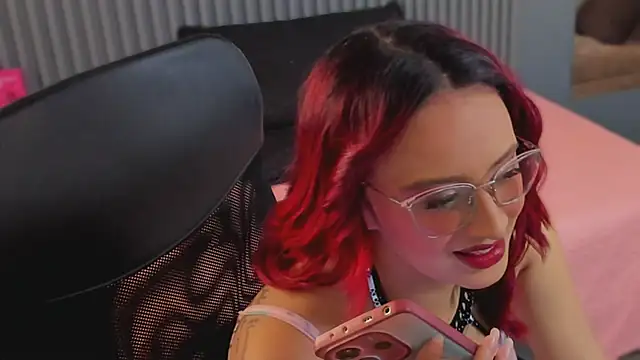 SusanaBell  online show from April 22, 7:15 pm