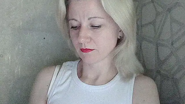 Katerina-Kissa online show from March 22, 7:06 pm