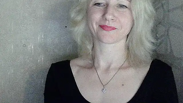 Katerina-Kissa online show from April 16, 9:39 pm