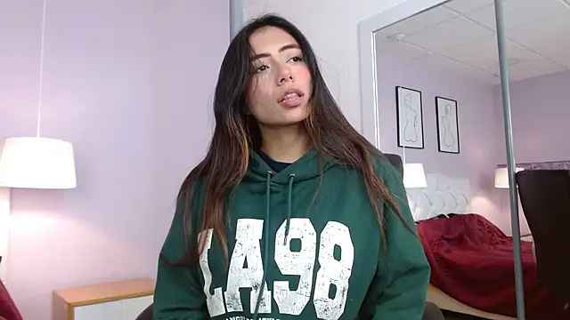 Snapshot of Cataleyaa23 chatting on May 22, 7:52 pm Cataleyaa23 online show from May 22, 7:52 pm