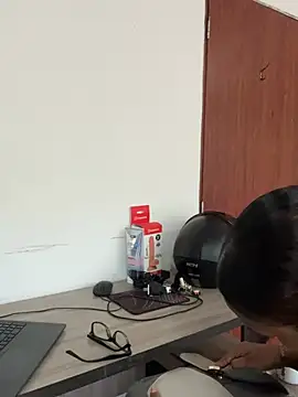 Emi rousse online show from March 13, 12:34 pm