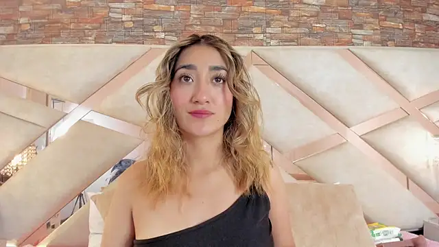 lucy davies online show from June 1, 11:45 am
