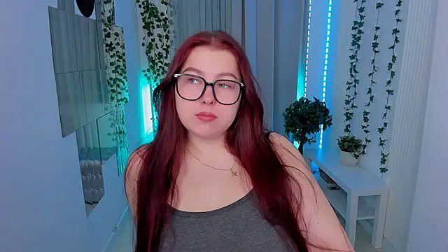 effyrain online show from March 14, 3:50 pm