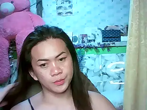 ur lovelychen online show from April 4, 12:13 pm