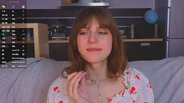 CloverRyan online show from March 5, 2:40 am