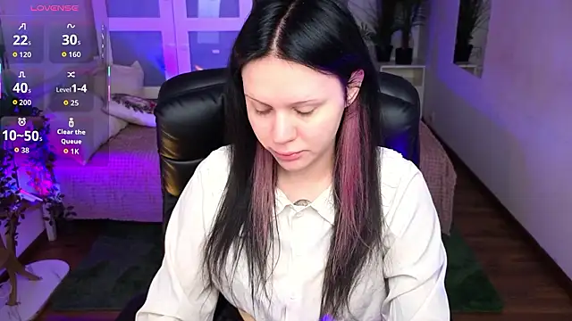 kittenlolla online show from March 29, 5:51 am