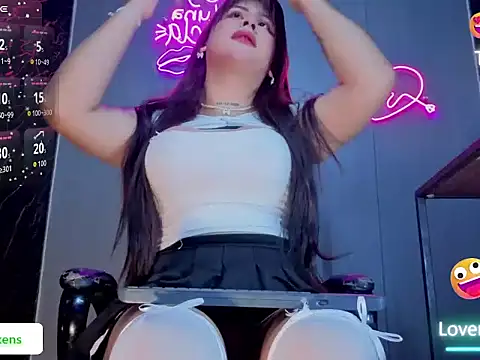 annacraigsense online show from March 7, 10:56 am