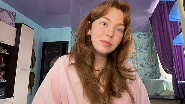 Snapshot of lunalixy chatting on March 4, 5:57 am lunalixy online show from March 4, 5:57 am