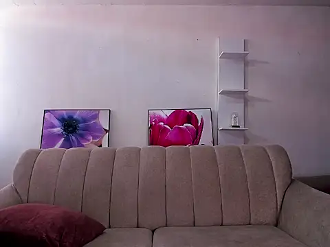 monky 0002 online show from April 18, 1:48 pm