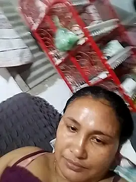 Snapshot of Rashi_bhabi chatting on May 13, 4:48 pm Rashi bhabi online show from May 13, 4:48 pm
