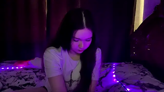 TecnaSanzz online show from April 4, 7:28 am