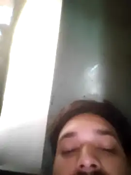 areee214 online show from April 20, 7:00 am