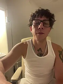 TitanNoir online show from March 4, 8:59 pm