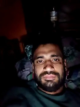 Snapshot of gauravsexy chatting on May 5, 6:27 pm gauravsexy online show from May 5, 6:27 pm