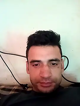 Snapshot of gauravsexy chatting on May 16, 3:25 am gauravsexy online show from May 16, 3:25 am