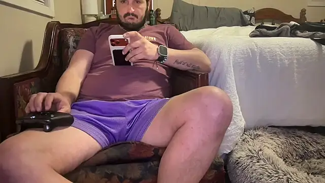 PoundedCajunGuy93 online show from March 10, 4:06 am