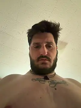 PoundedCajunGuy93 online show from April 12, 8:25 pm