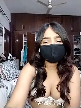 Ishaa 22 online show from April 6, 5:58 pm