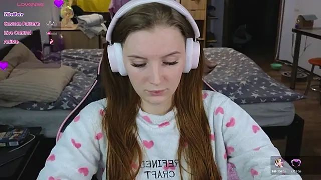 Mary Blu online show from February 1, 10:30 pm